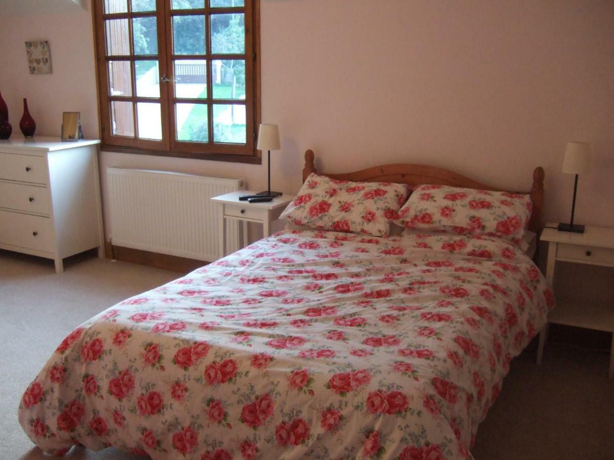 Maison Verger Bed & Breakfast Availles-Limouzine ภายนอก รูปภาพ
